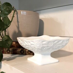 VTG Indiana Milk Glass Pineapple & Floral 3"x6" Diamond Compote Candy Trinket